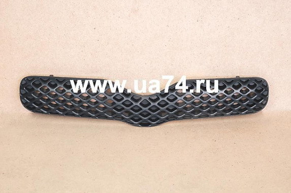 Решетка радиатора черная Toyota Vitz / Yaris 02-05 (Тайвань)