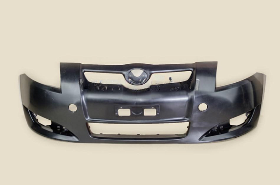 Бампер передний Toyota Auris 2006-2010 (Тайвань)
