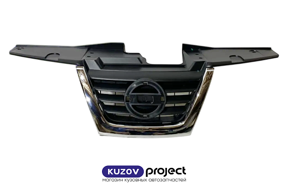 Решетка радиатора (центральная) Nissan Juke (F15) 2010-2014 (Тайвань)