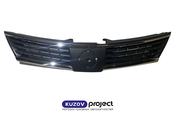 Решетка радиатора Nissan Tiida 07-10 (Тайвань)