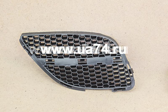 Решетка радиатора правая Nissan Almera 2002-2006 (Тайвань)